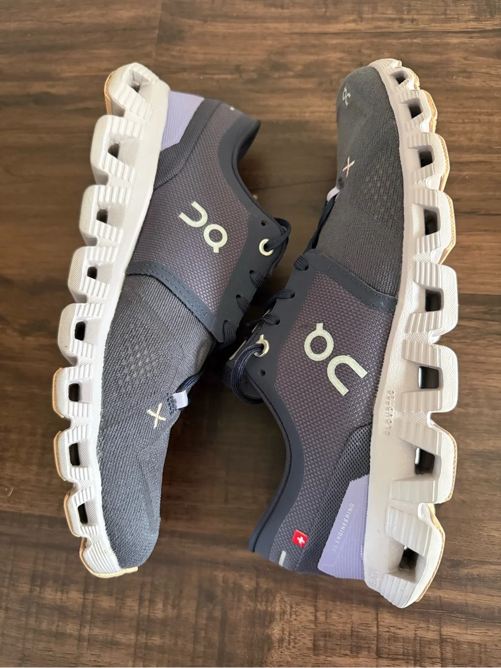 On Cloud X Women’s Shoes Size 8 1/2 Gray Purple